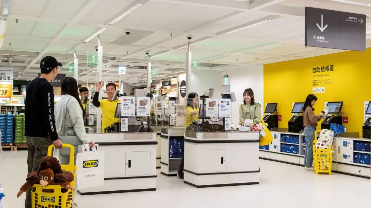 Customers shopping at IKEA Taipei City Shop – Arena
